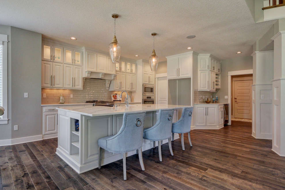 This is an example of a beach style kitchen in Kansas City.