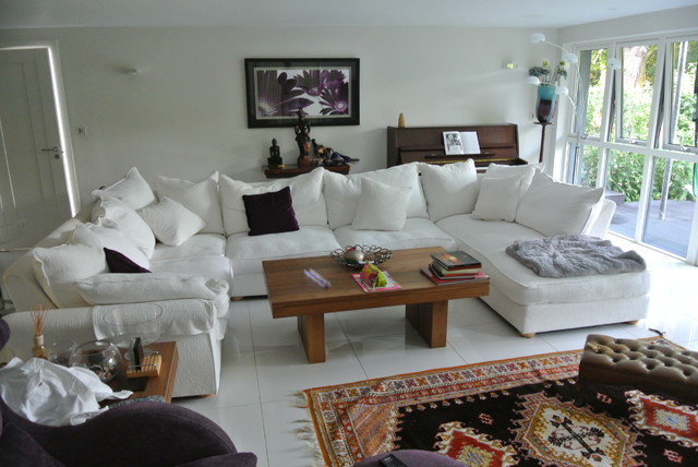 Rue Du Monnaie, Guernsey contemporary-living-room