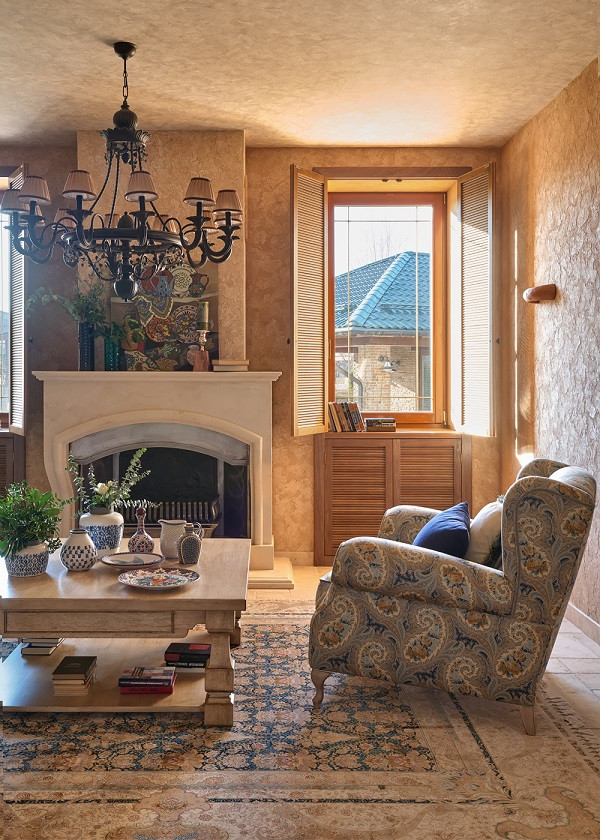 Картины над камином