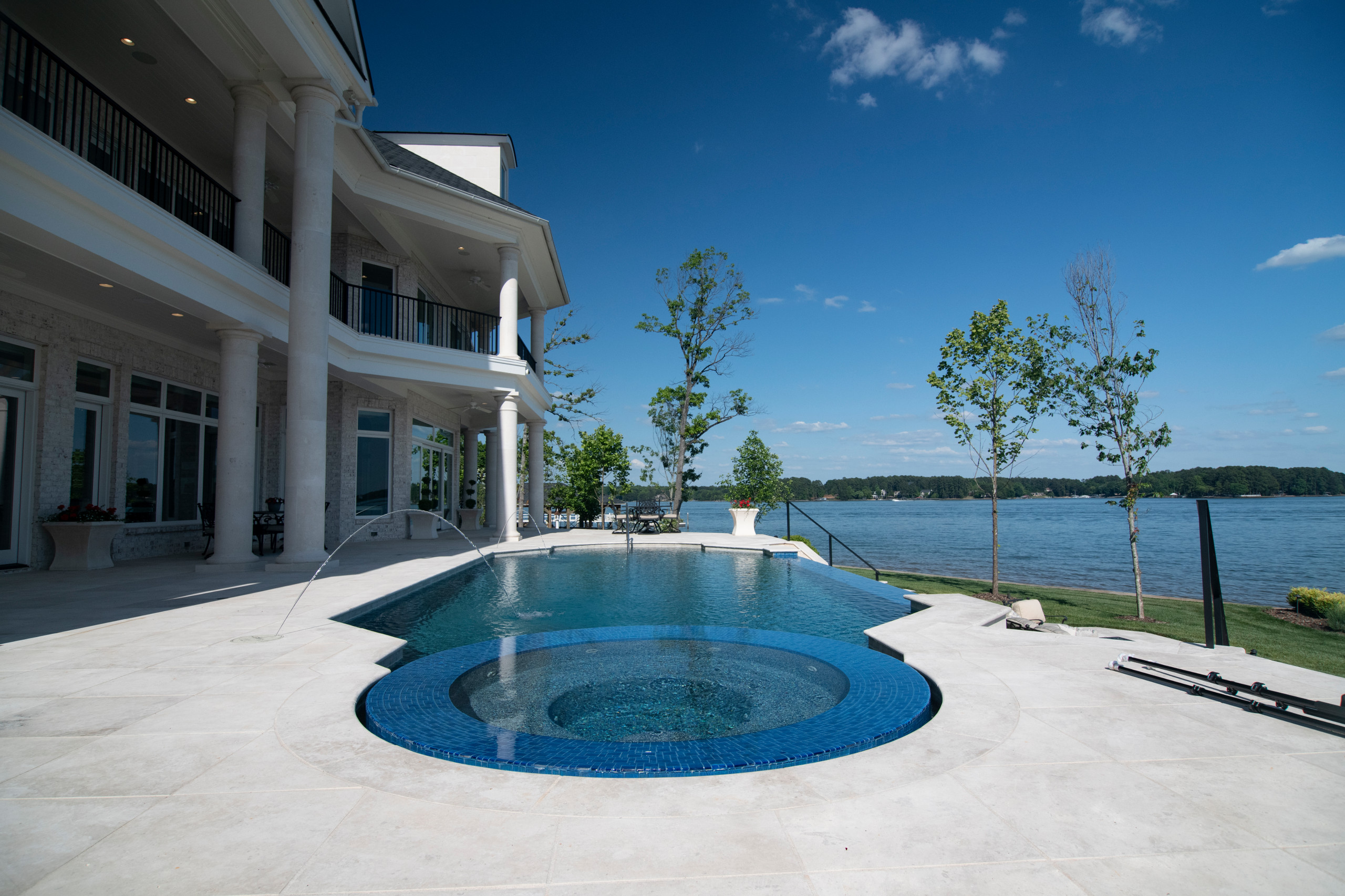 Lakeside Luxury Living