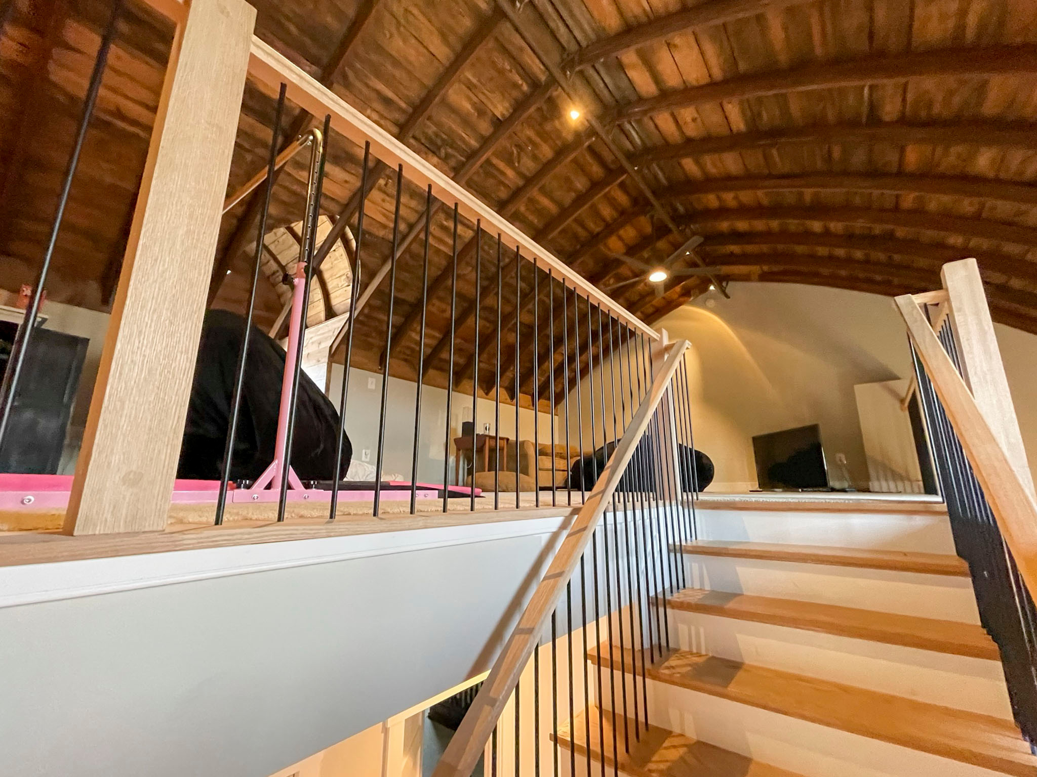 102_Straight-Freestanding Stairs/Landing in Barn Style Home, Leesburg VA 20175