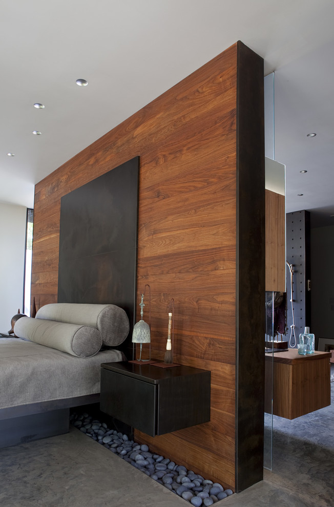 Design ideas for a contemporary master bedroom in Kansas City.