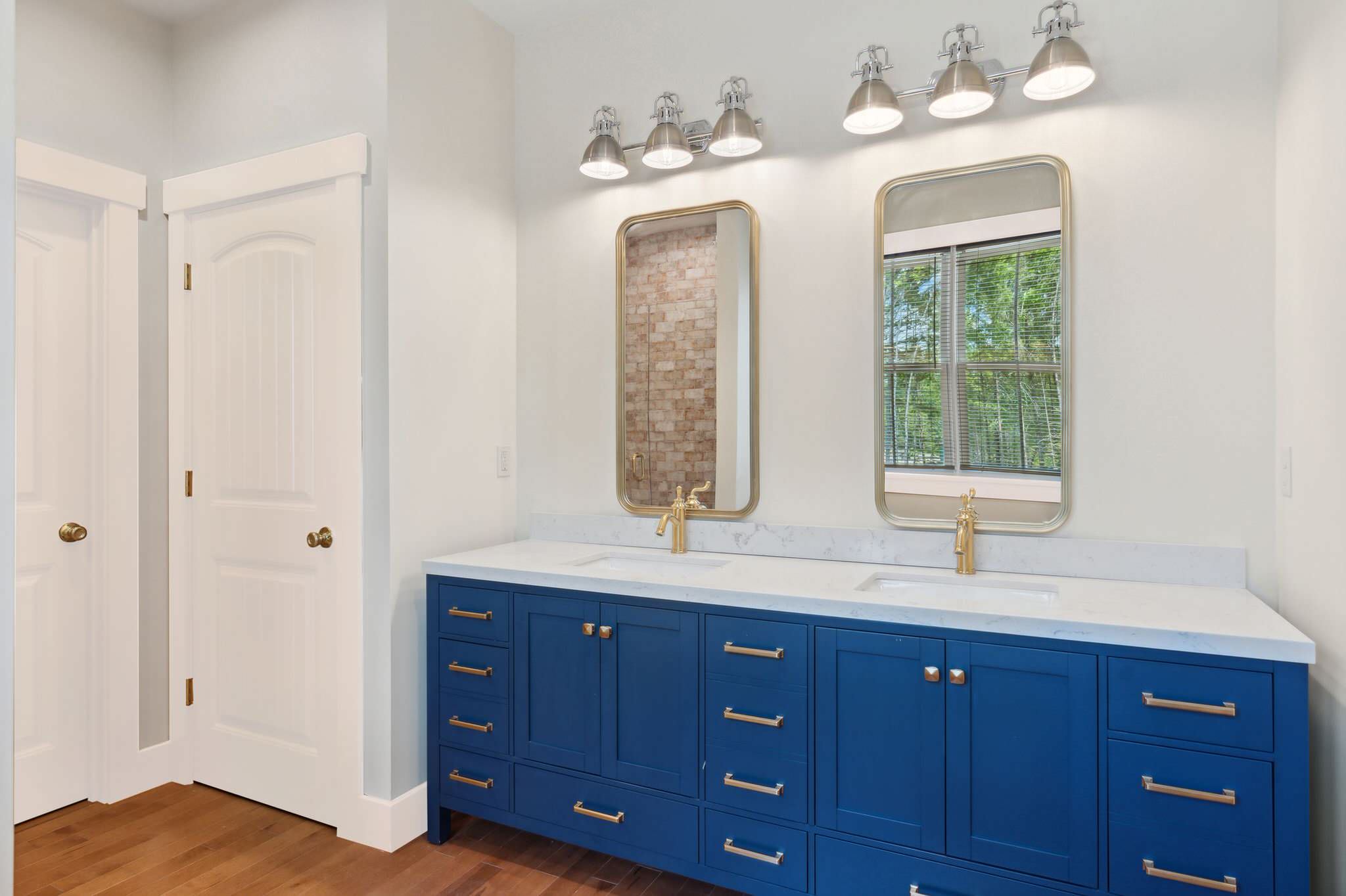 Farmhouse style