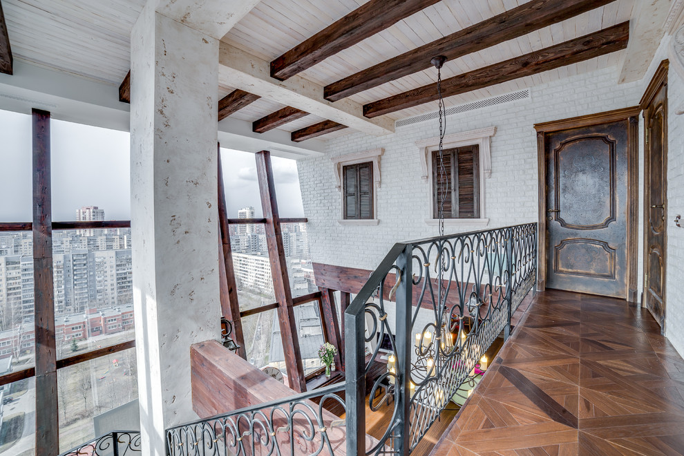 Пентхаус в Санкт-Петербурге. Мебель и отделка из массива.