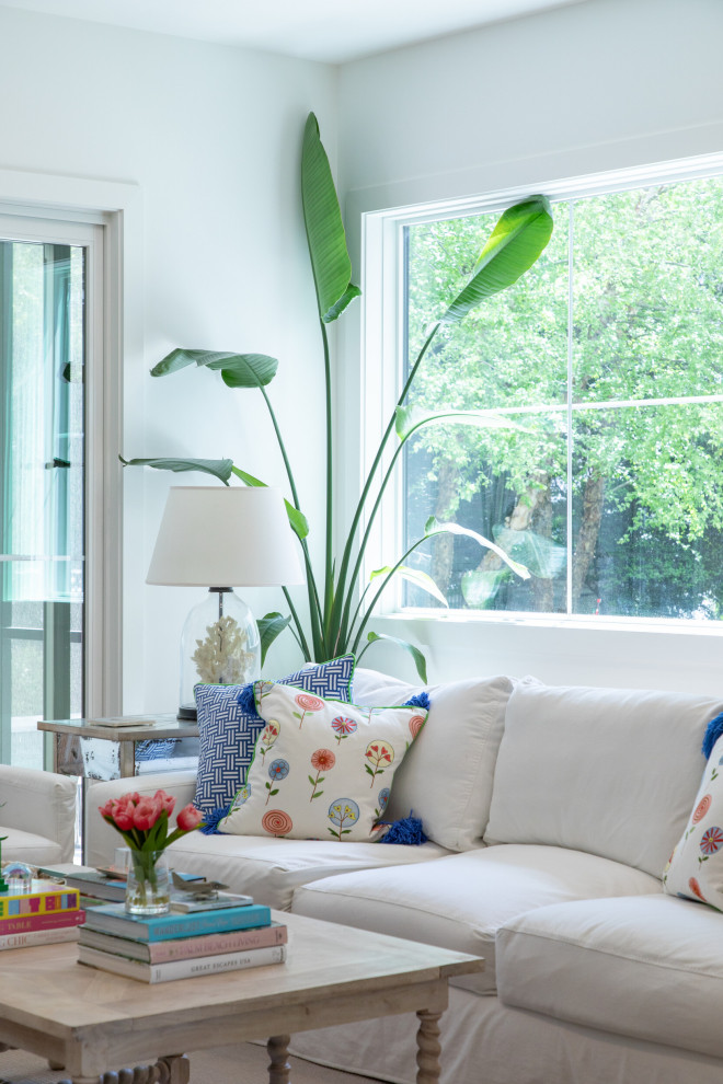Home design - transitional home design idea