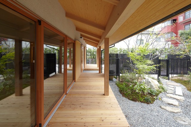香住ケ丘の家 asiatico-porche