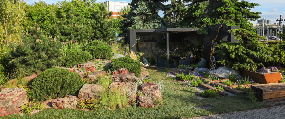 Малахитовая шкатулка, выставочный сад