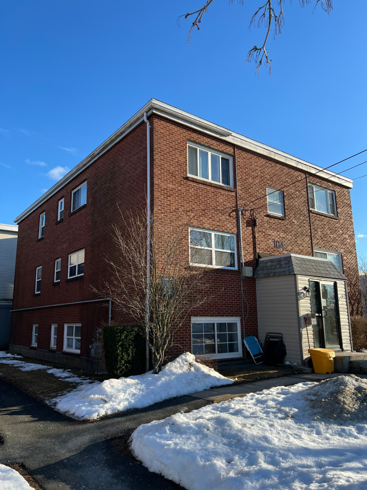 Albro Lake Apartments