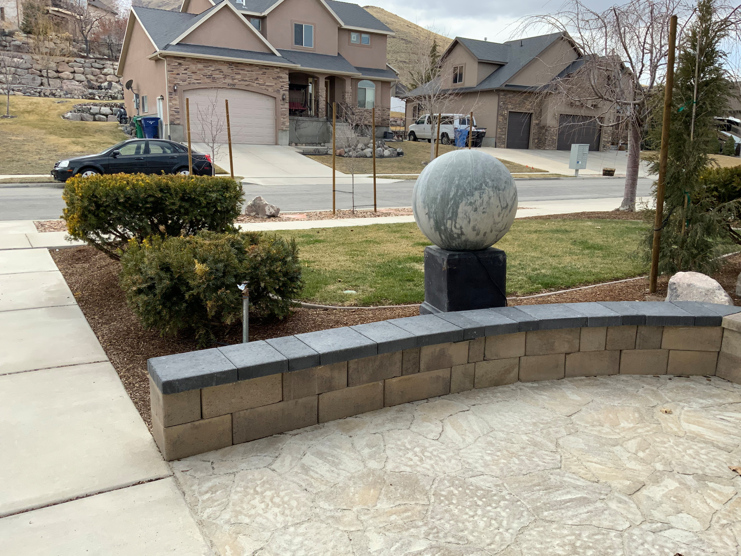 Neighborhood Friendly Front Yard