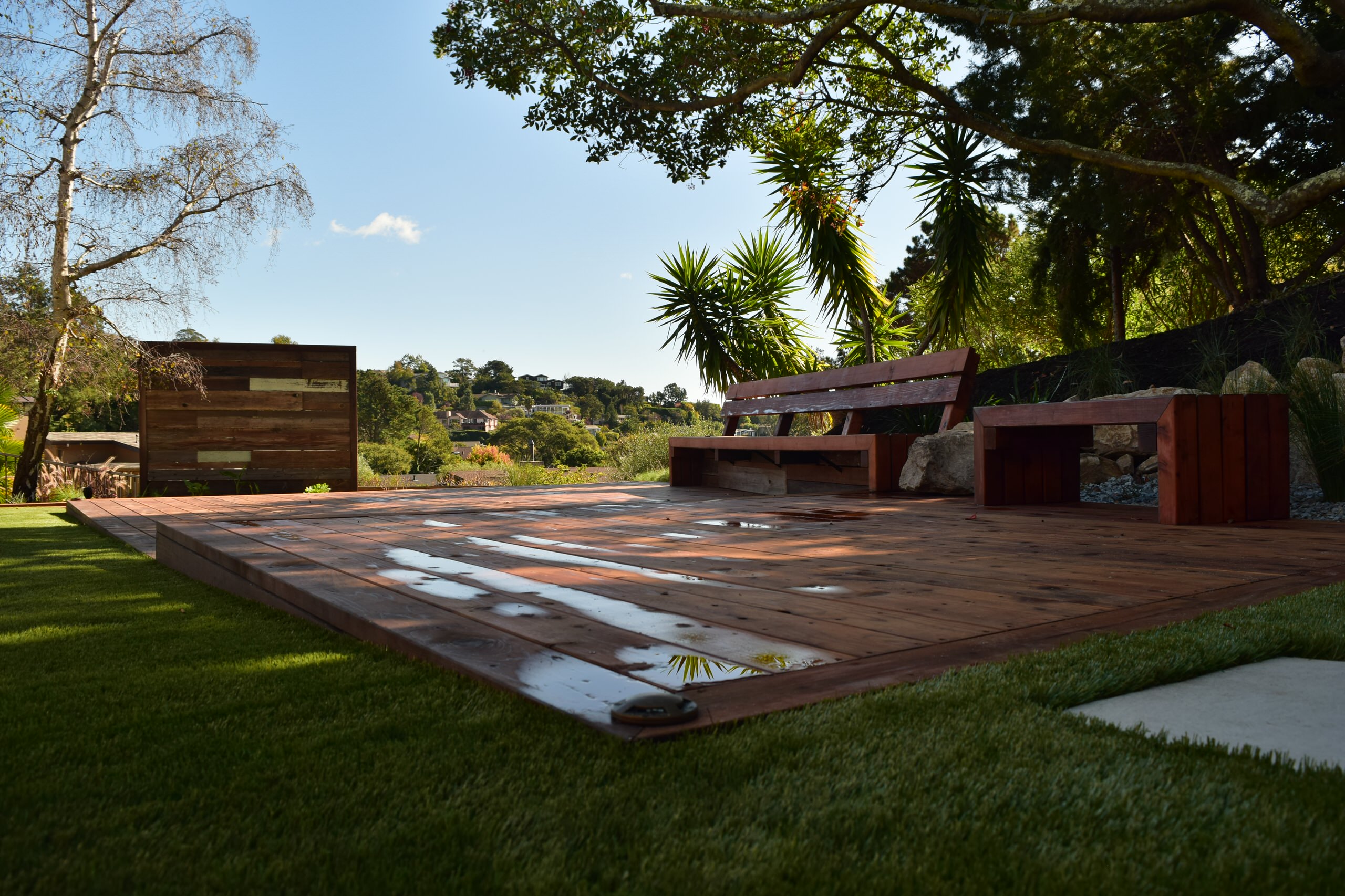 Entertainment terrace - Tiburon