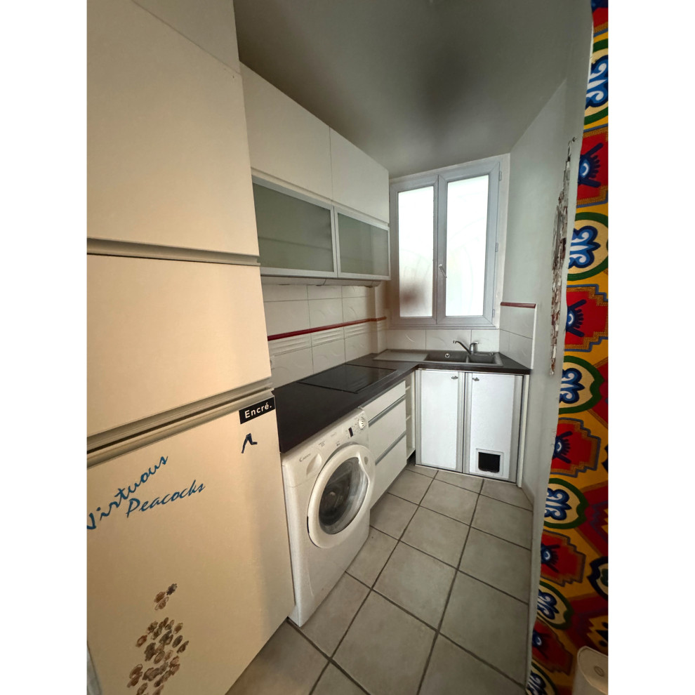 Projet Château-Landon, rénovation d'une cuisine, entrée & salle de bain.