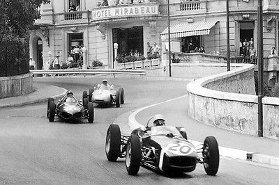 1932 Maserati 8C 2500 at Monaco Grand Prix Photo Poster Formula 1