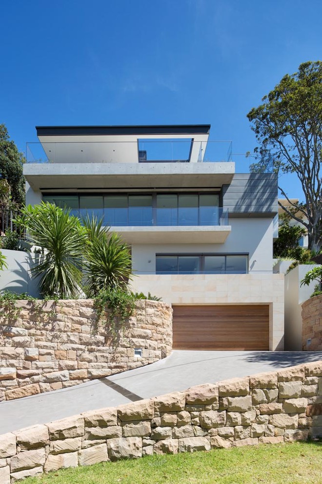 Design ideas for a contemporary exterior in Sydney.