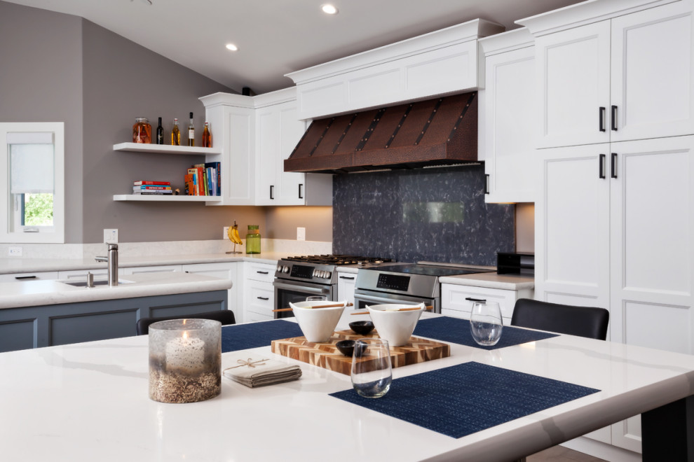 Kitchen - kitchen idea in San Francisco