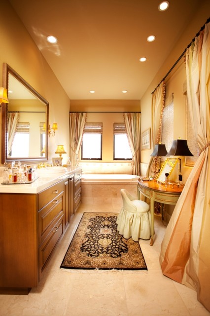 Master Bath klassisch-badezimmer