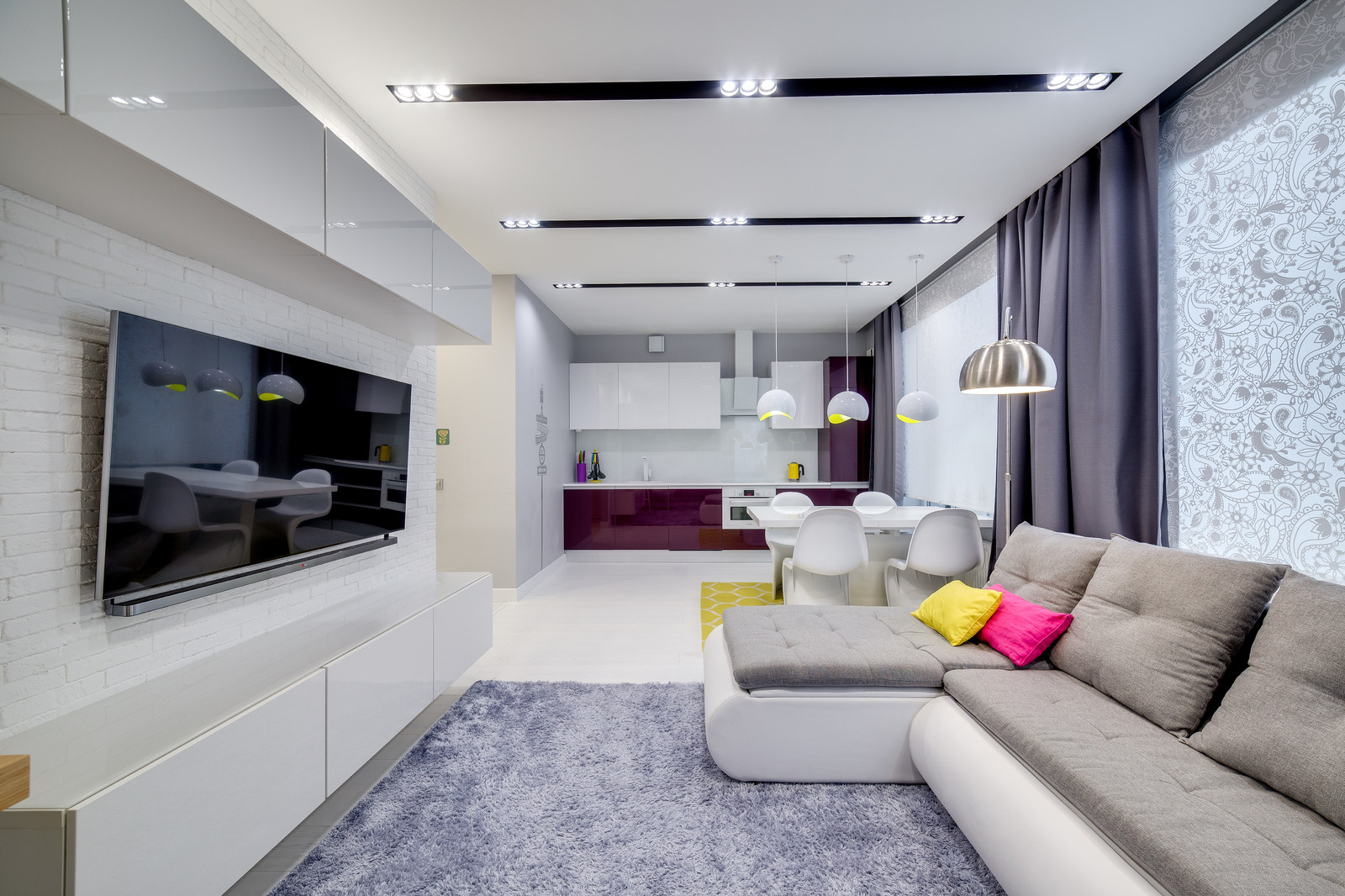 СТИРАЯ ГРАНИЦЫ