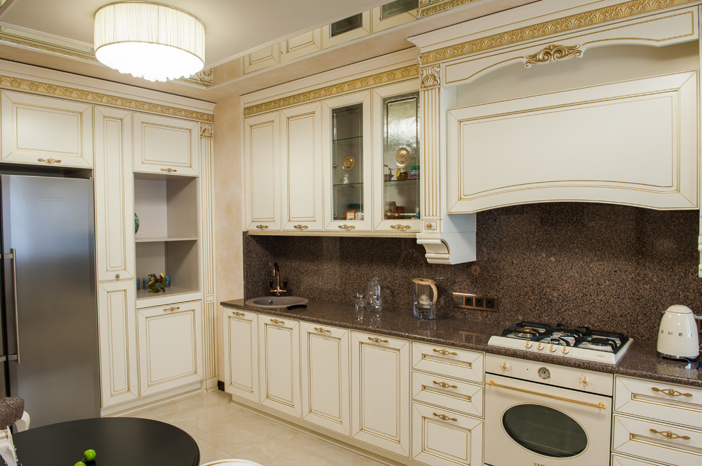 дизайн 4-х комнатной квартиры в панельном доме. в классическом  стиле