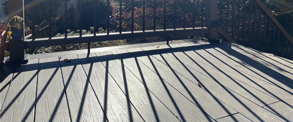 Composite deck boards replacement