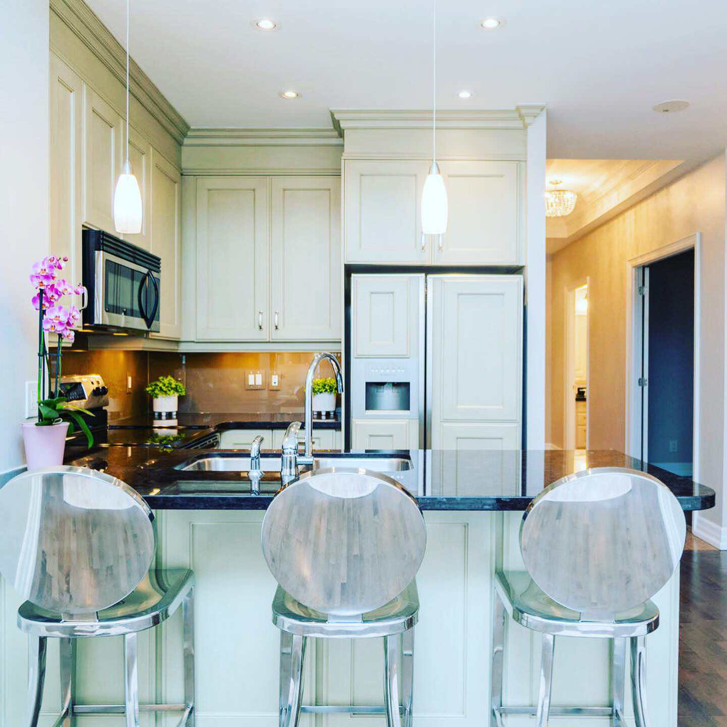 Burkebrook Condo