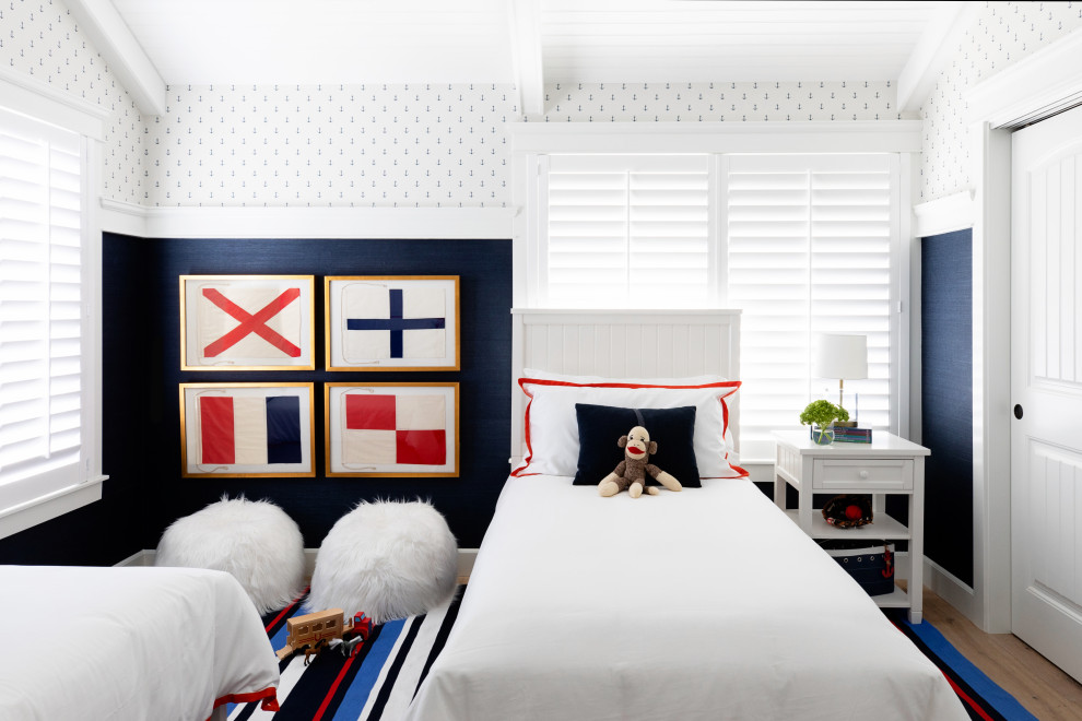 Inspiration for a mid-sized transitional kids' bedroom for kids 4-10 years old and boys in San Diego with multi-coloured walls, medium hardwood floors, beige floor and exposed beam.