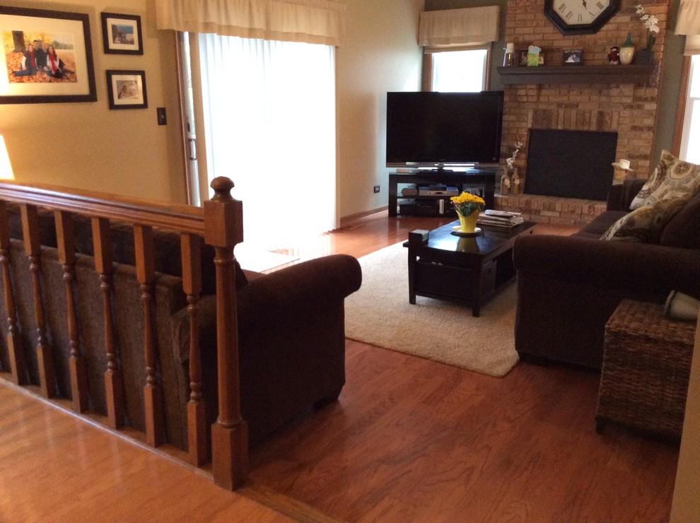 What to do with railing and step down into family room..