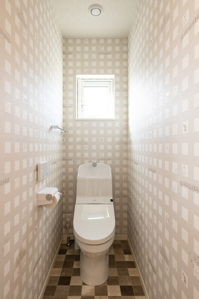 This is an example of a modern powder room in Fukuoka.