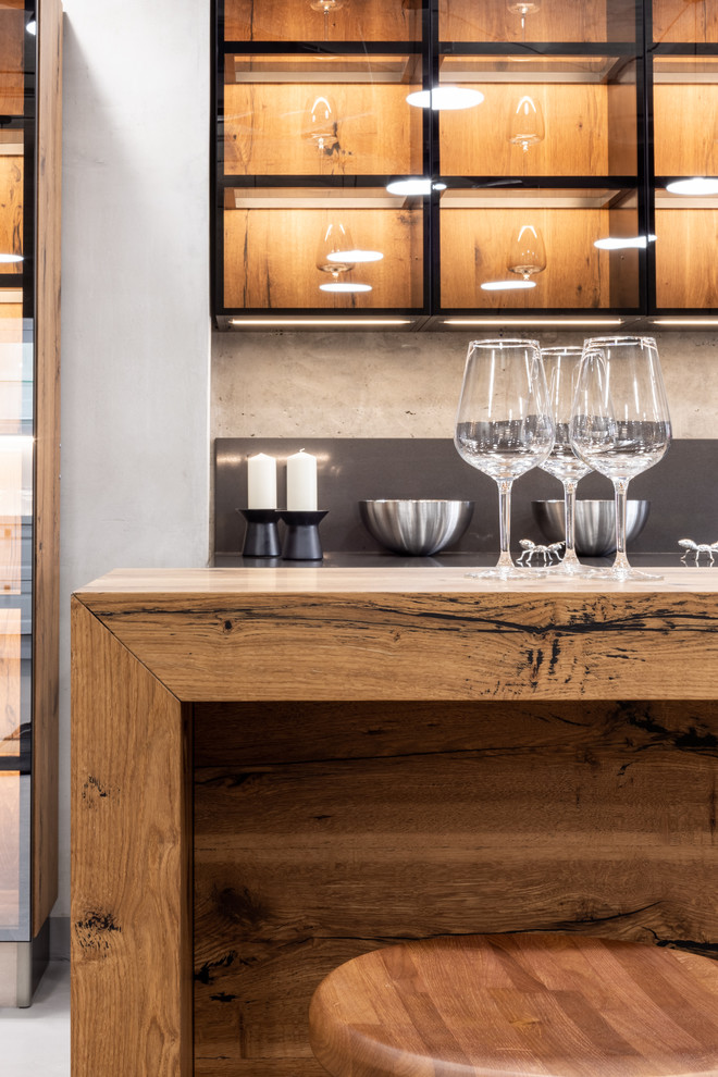 Giulia Novars, Москва ул. Мосфильмовская, д.53