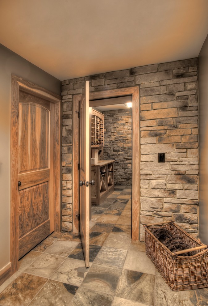 Mountain style home design photo in Cleveland