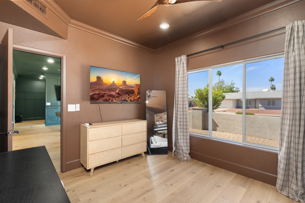 Inspiration for a transitional home design remodel in Phoenix