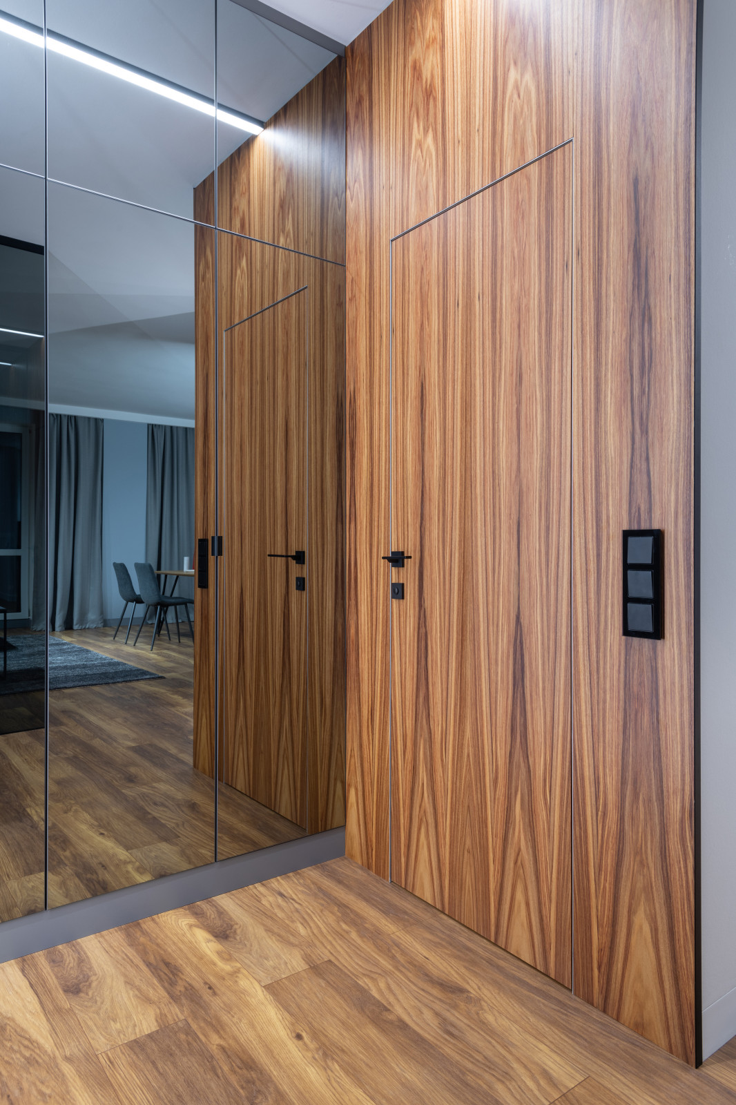 Современный интерьер молодежной квартиры