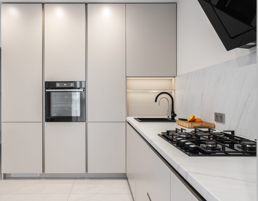 Современная кухня в цвете кашемир