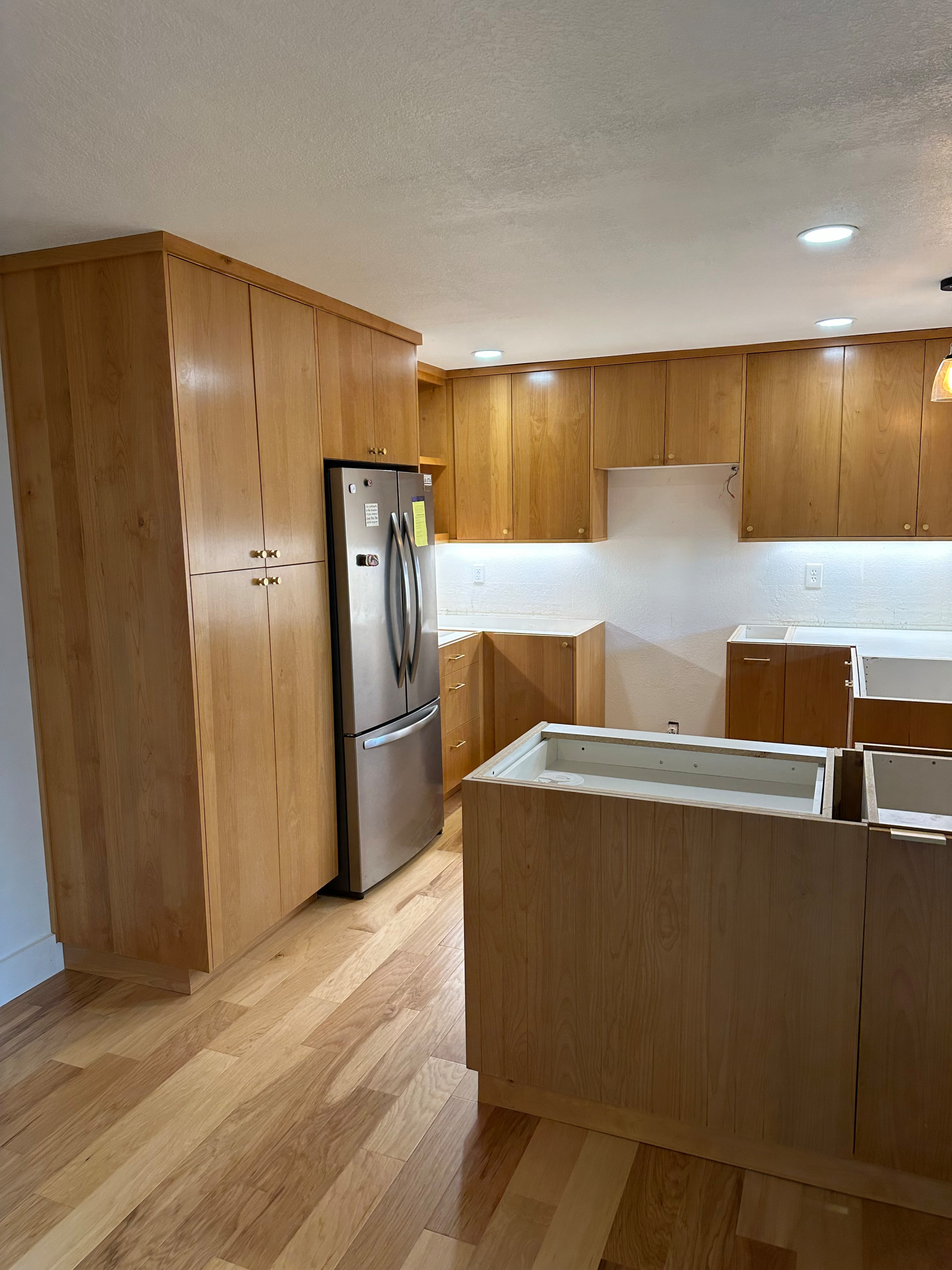 Modern Retro Cabinet design