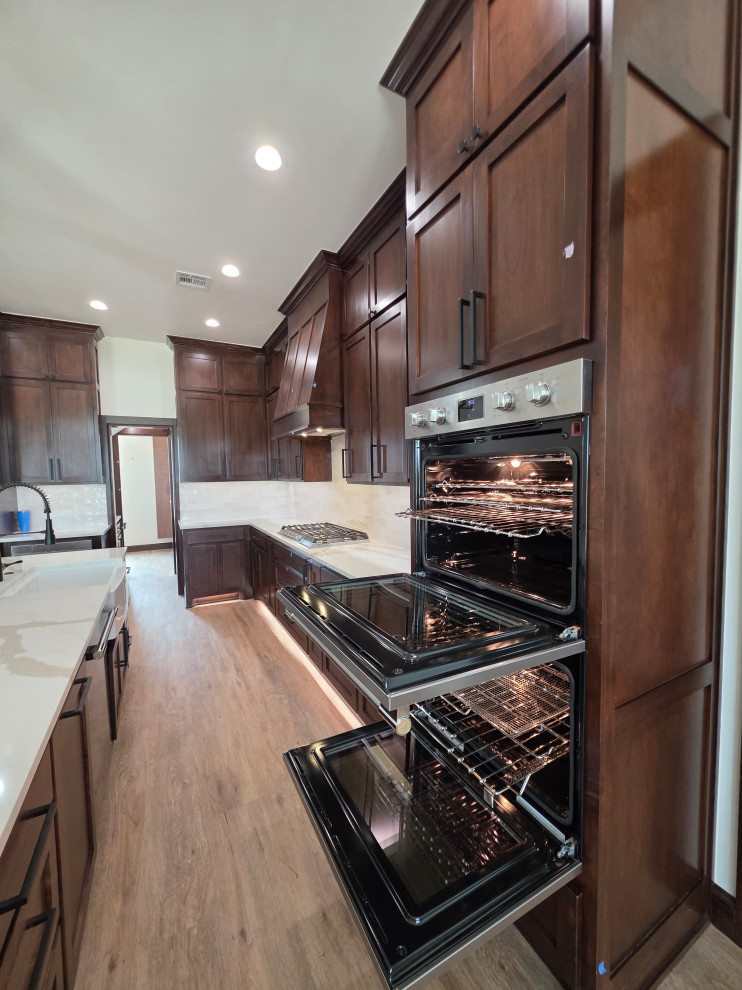 Double ovens is every cooks dream!