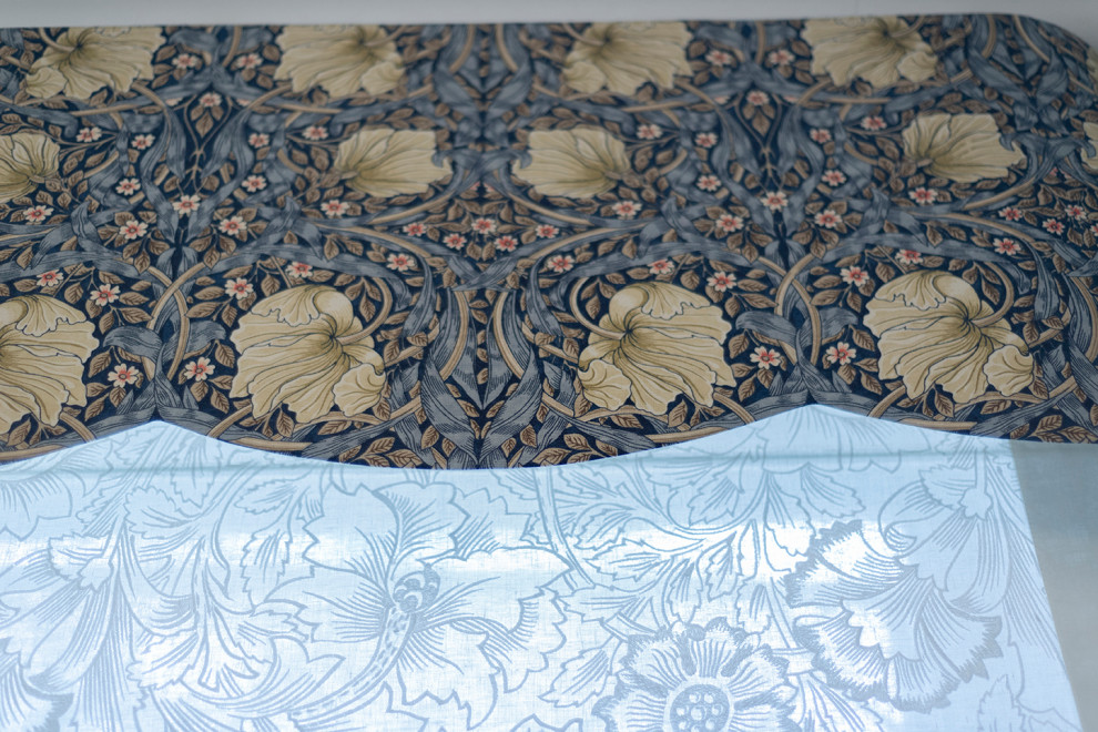 Pre-Raphaelite Appartment