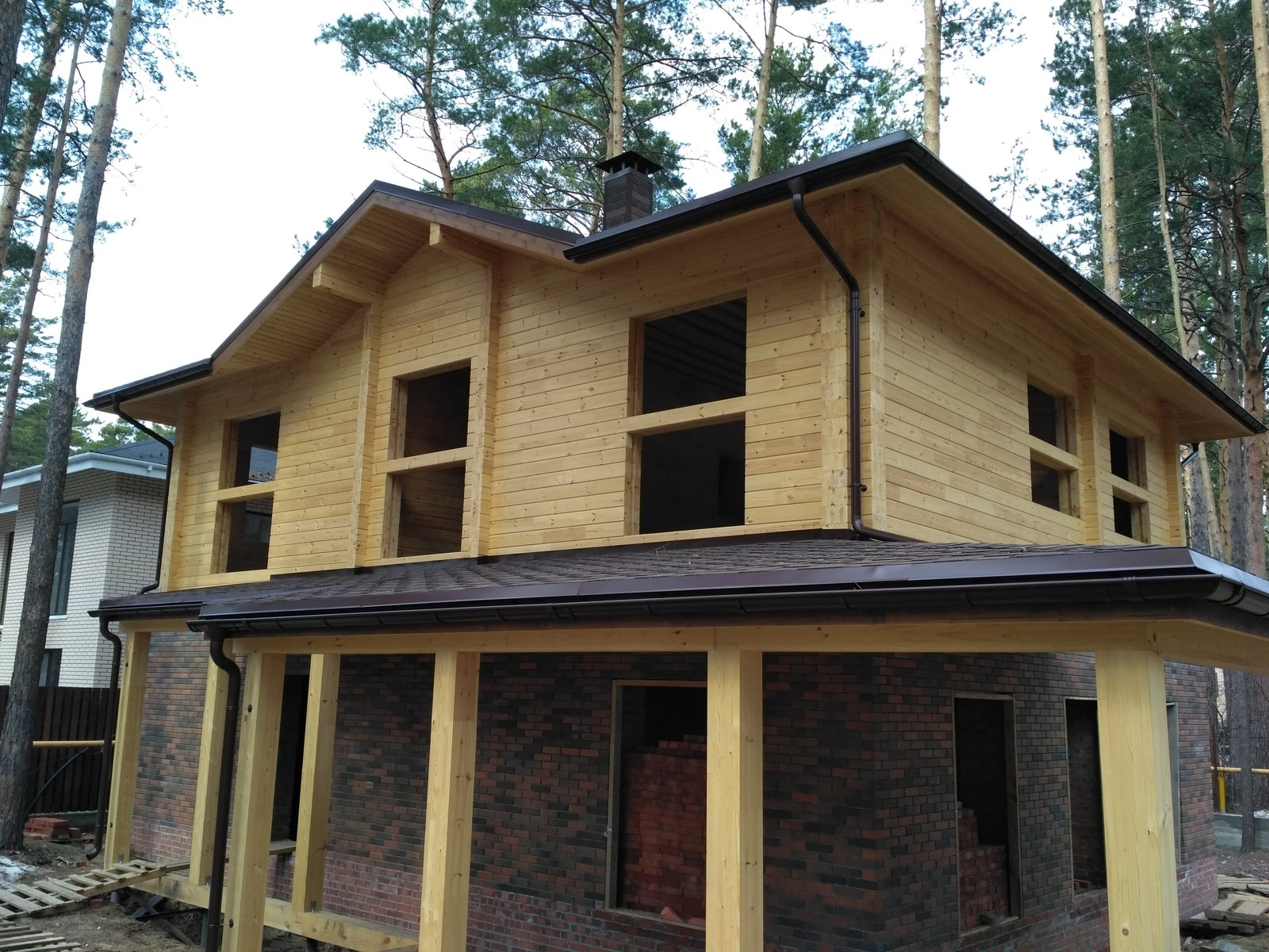 Гибкая черепица, дом из клееного бруса