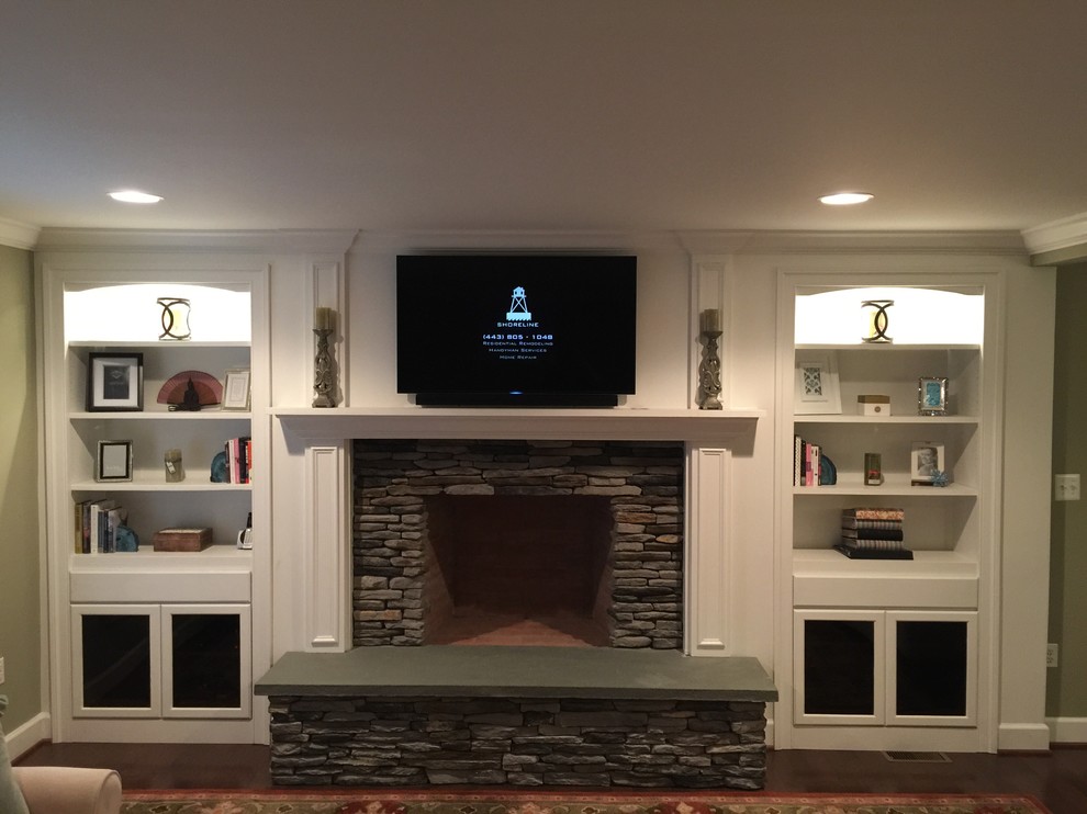 Custom bookcase / fireplace/ entertainment center Modern Baltimore
