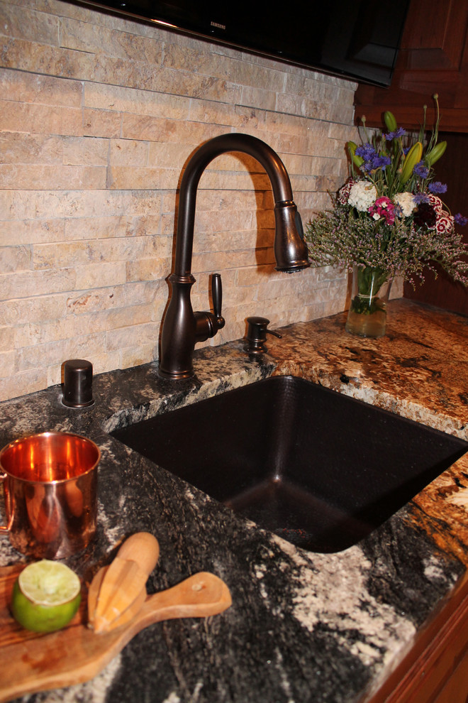Mountain style kitchen photo in Milwaukee