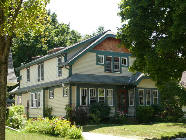 Full Shot amerikansk-craftsman-hus-og-facade