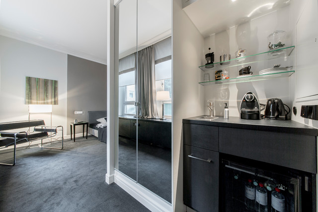 G&auml;stewohnung contemporary-kitchen