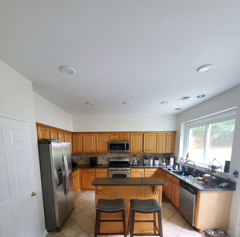 Boring kitchen needs your help
