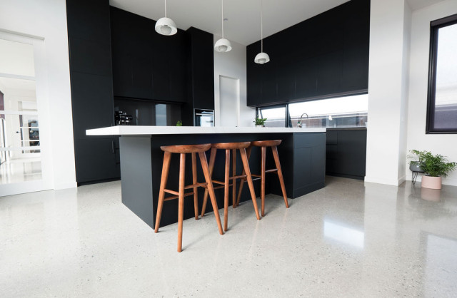 SOUTHERN OCEAN contemporary-koek