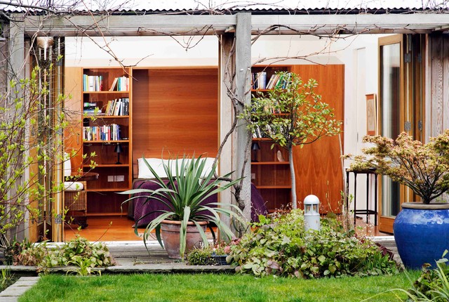 Garden Studio contemporary-bedroom