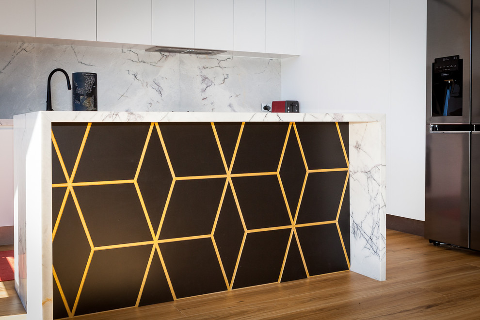 Photo of a contemporary kitchen in Sydney.