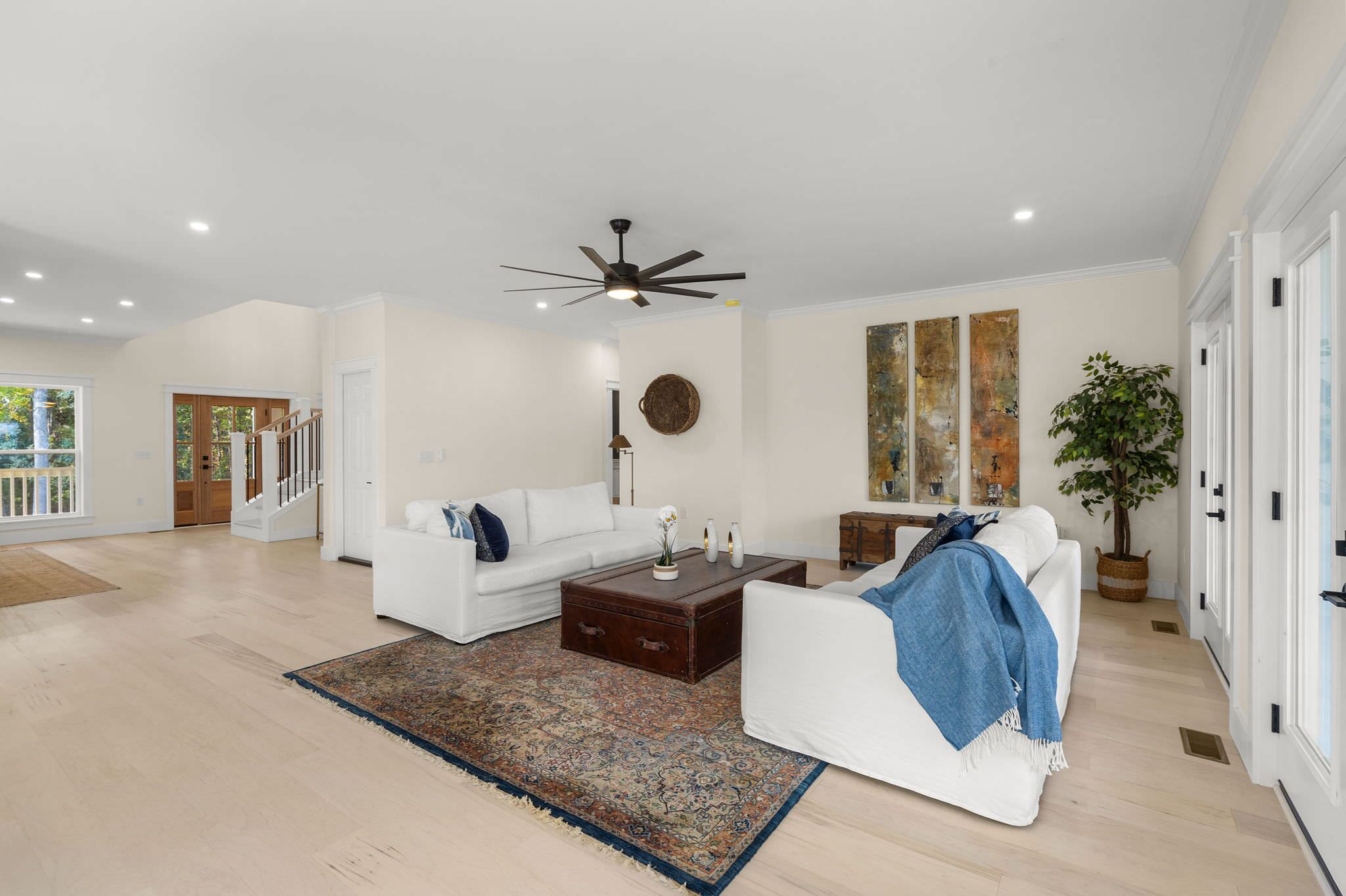 Hollywood House 2
