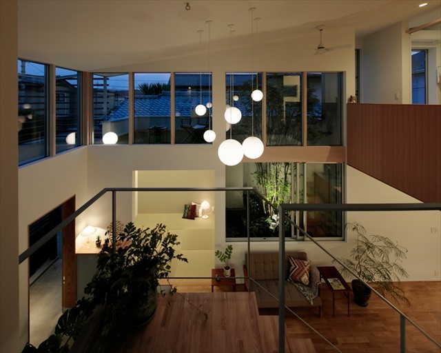南町の家 moderne-salon