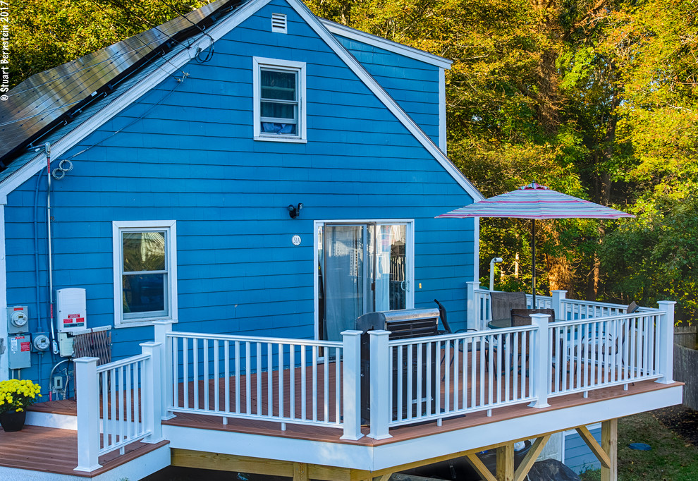 Deck - rustic deck idea in Boston