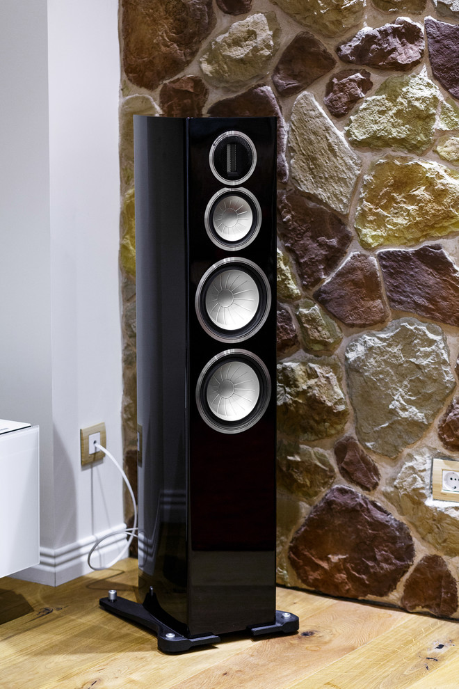 Умный Дом и Домашний кинотеатр  в квартире