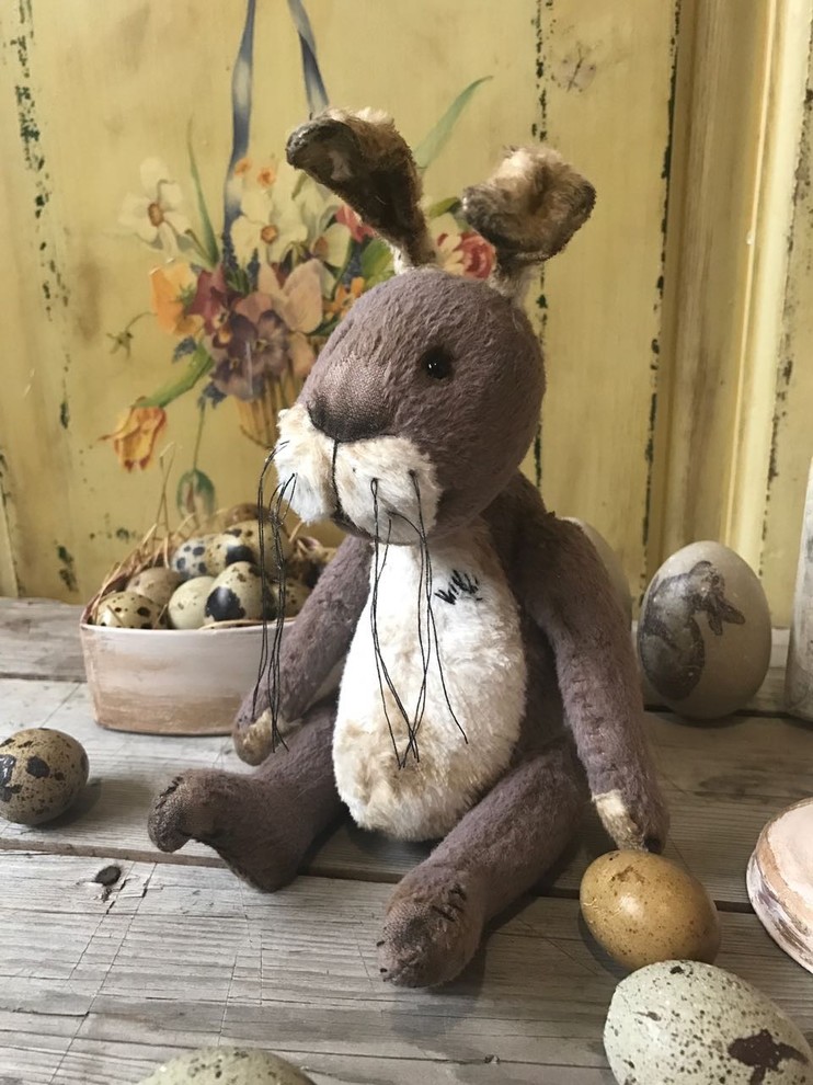 Зайцы, медведица и лев