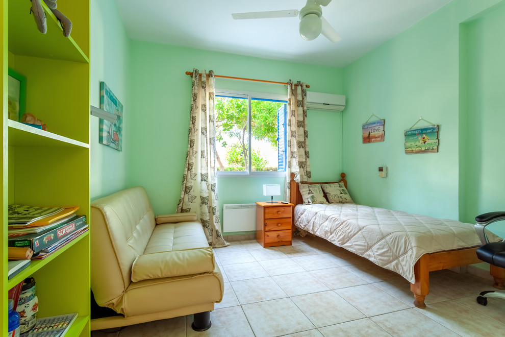 Kings Avenue Apartment