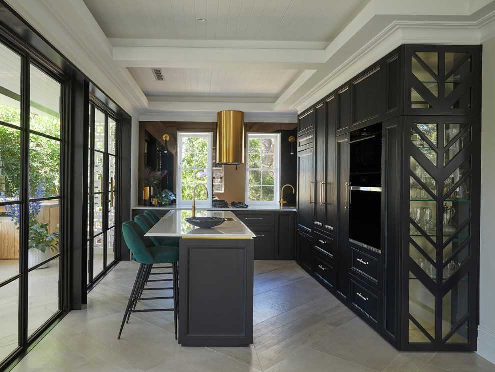 Inspiration for a transitional kitchen in Sydney.